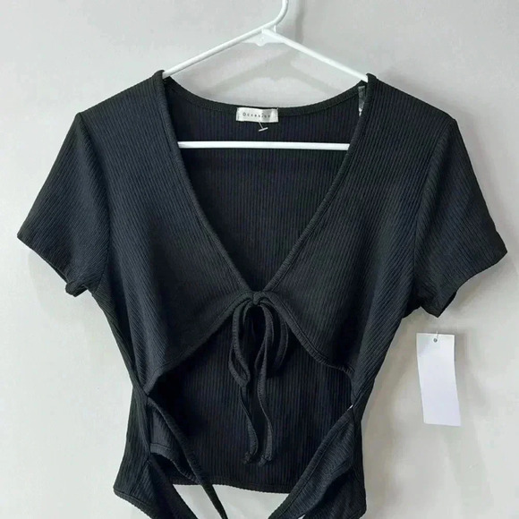 Occasion Black Ribbed Crop Top XL NWT V-Neck Front Ties - Picture 2 of 11